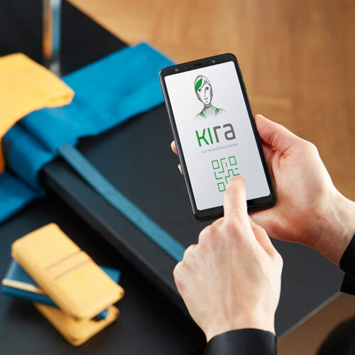 Bütema stellt auf der EuroShop Retail Assistant „KIra“ vor – einen Chatbot, der Kund:innen beim stationären Einkauf unterstützen soll.