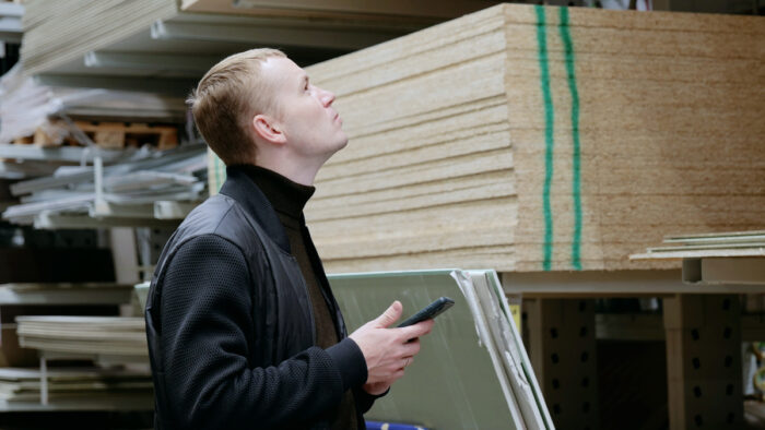 Gerade im DIY-Bereich sind sich Kund:innen oft im Unklaren, wie sie die gesuchten Produkte benennen sollen Gerade im DIY-Bereich sind sich Kund:innen oft im Unklaren, wie sie die gesuchten Produkte benennen sollen