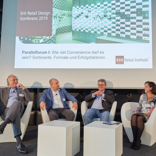 Diskutierten über Convenience: Koen Hazewinkel (Store Europe Retail Concepts), Dr. Jochen Stürz (Tegut), Stephan Brübach (Dr. Eckert, Stuttgart), Claudia Horbert (EHI) (v.l.n.r)