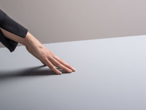 Anti-Fingerprint-Oberflächen wie hier von Resopal sind eine sehr praktische Innovation