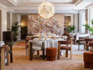 Erlebnis-Event von Lacoste im Pariser Luxushotel Shanri-La im Storytelling.