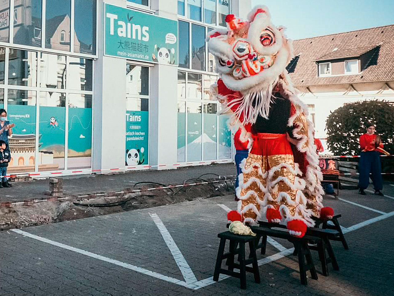 Tains Asien entdecken und erleben