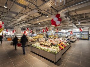 Frischebereich des neuen Rewe-Marktes