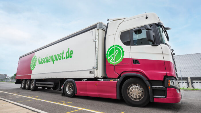 Gemeinsamer Weg in der Logistik: Die Hubs von Flaschenpost bekommen seit kurzem bundesweit ihre Lebensmittel aus Lagern von Metro geliefert.