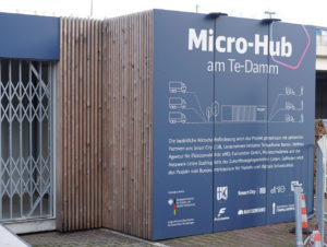 Das Micro-Hub am Tempelhofer Damm in Berlin ist ein anbieterneutrales Forschungsprojekt des Bundesministeriums für Verkehr und digitale Infrastruktur.
