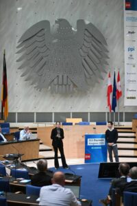 Caroline Coelsch und Sebastian Behr (Obi)