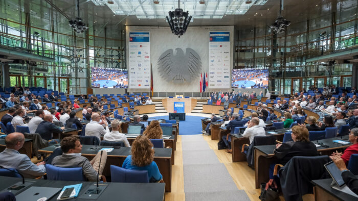 Mehr als 600 Teilnehmende aus Handel, Banken und Payment-Branche diskutierten beim EHI Payment Kongress 2026 in Bonn über aktuelle Entwicklungen