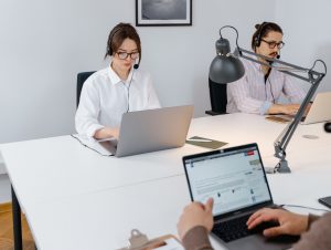 In Bezug auf die Backoffice-Software sollten die Abteilungen untereinander abgestimmt sein.