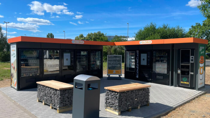 Der Automatenstore liegt verkehrsgünstig am Ladepark der Markthalle
