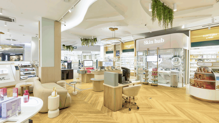 Digitale Tools zur Unterstützung des Kauferlebnisses im BJUT Flagship von Dr. Max in Prag