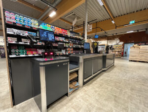 Insgesamt 3 Kassen stehen zum Checkout zur Verfügung