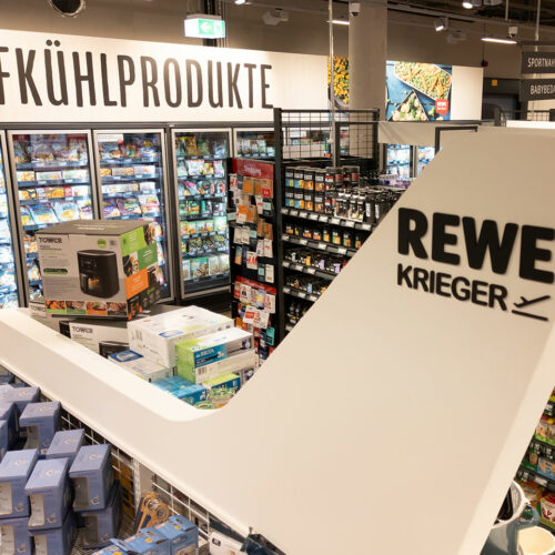 An vielen Stellen im Markt finden sich Gestaltungselemente aus der Luftfahrt