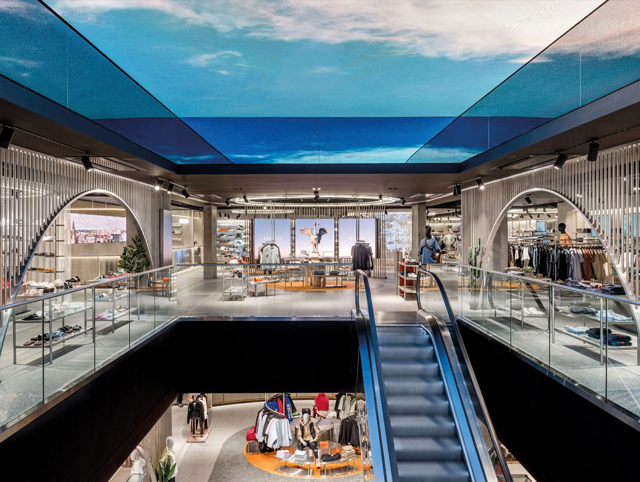 Der Tessuti-Fashion-Store in Liverpool besticht duch sein modernes Interieur.
