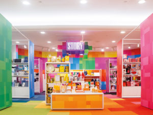 Regenbogenfarben im neuen Storekonzept von Macy’s