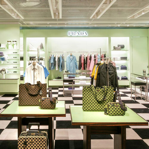 Prada im Globus Zürich