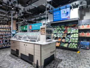 Die größte Neuerung im neuen Markt ist die Möglichkeit, auch individuell zusammengestellte Salate an der Salatbar über das Pick & Go System zu beziehen.