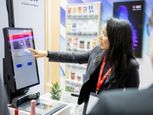 GK Software hat bei seinen SCO-Lösungen u.a. Technologien zur KI-gestützten Alterserkennung präsentiert.