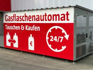 Premiere: Der neue Bauhaus-Markt bietet als erster eine 24/7-Station für den Gasflaschentausch an.