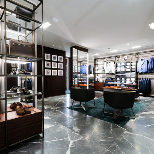 Omnichannel-Services sind ein wichtiger Bestandteil bei Boggi Milano.