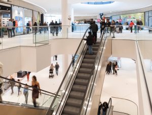 Aus der Feder des Architekturbüros Chapman Taylor stammen u. a. auch die Einkaufszentren City Plaza in Wuppertal und Trinity Leeds in Großbritannien.