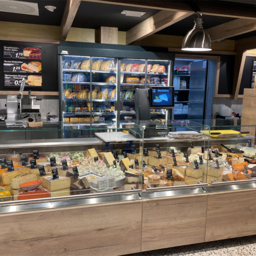 Bäckerei Schmitz ist Anlaufstelle in der Vorkassenzone.
