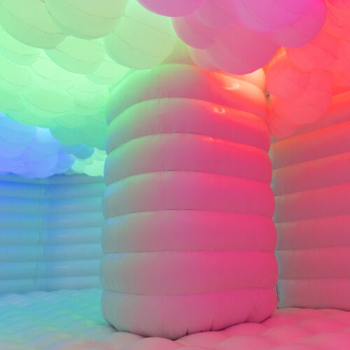 Zuckerwatten-Hüpfburg