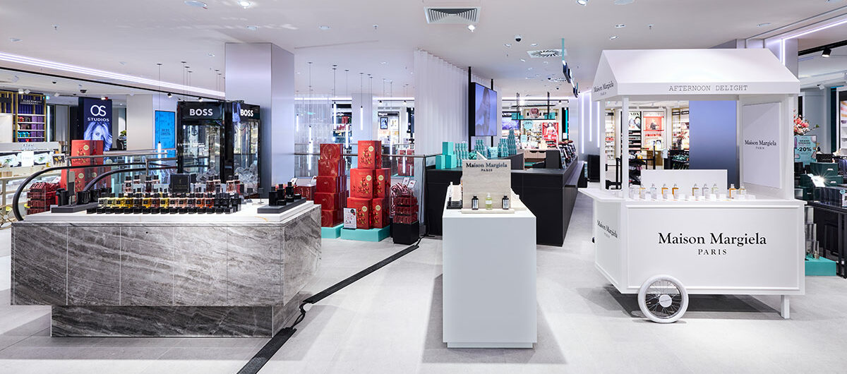 Eine Pop-Up-Fläche im Obergeschoss des Stores wird in mehrmonatlichem Wechsel neu gestaltet