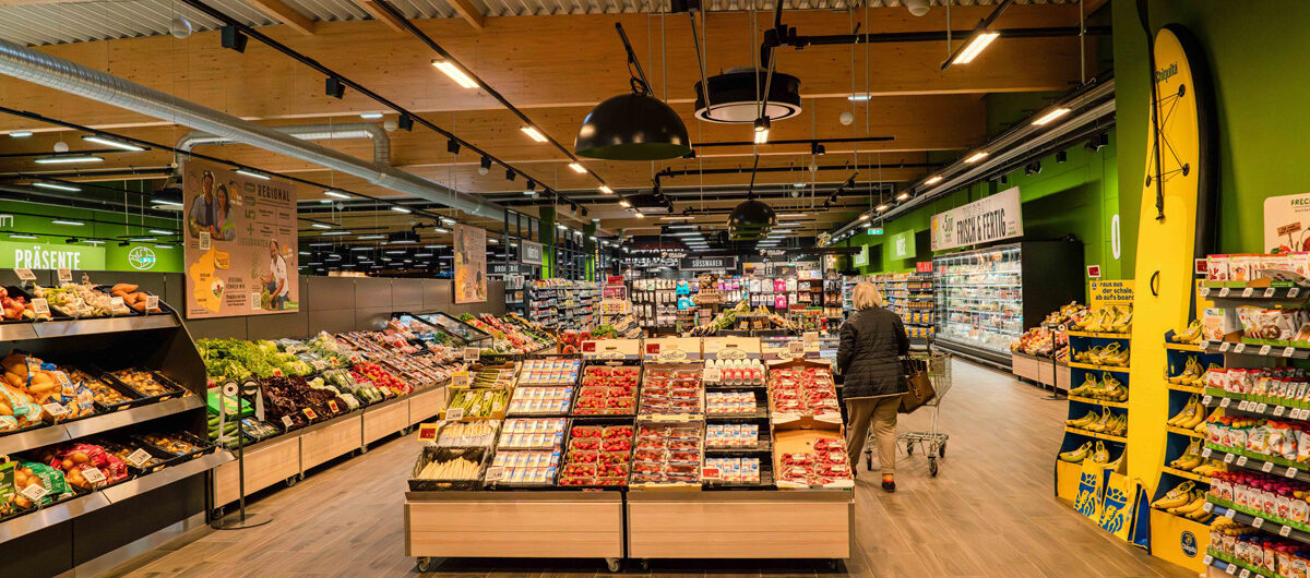 Aufgrund der engen Bindung von Wasgau an die Region finden sich in der Frischeabteilung über das ganze Jahr Produkte aus Pfälzer Anbau