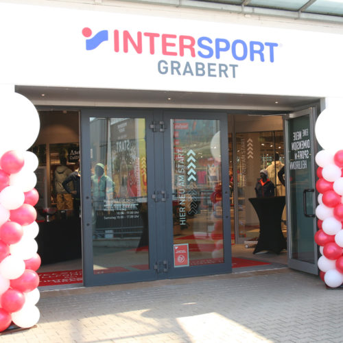 In 2022 sollen Hunderte weitere Intersport-Filialen gemäß dem neuen Erlebniskonzept modernisiert werden.