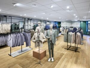 Klar strukturierte Präsentation und ein stimmiges Farbkonzept sollen eine hochwertige Anmutung im Obergeschoss schaffen