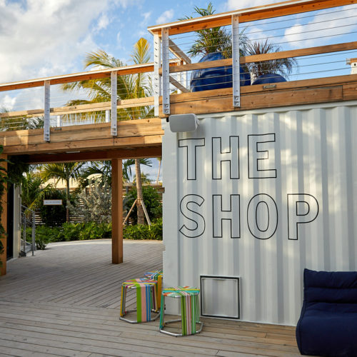 12 Container umfasst das Levi's-Haus