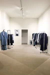 Tradition und Eleganz sind Elemente der Marke, die auch im Storedesign zum Ausdruck kommen sollen