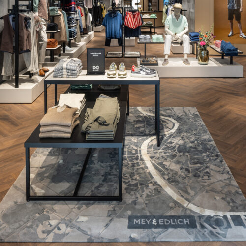 Köln-Teppich im Eingangsbereich