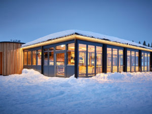 Das Restaurant Rothaus Chalet auf dem Feldberg nutzt 8 „addhome“-Module mit einer Grundfläche von 270 qm.