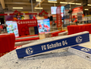 Der Sponsorenvertrag von Bauhaus mit Schalke 04 läuft bis 2028