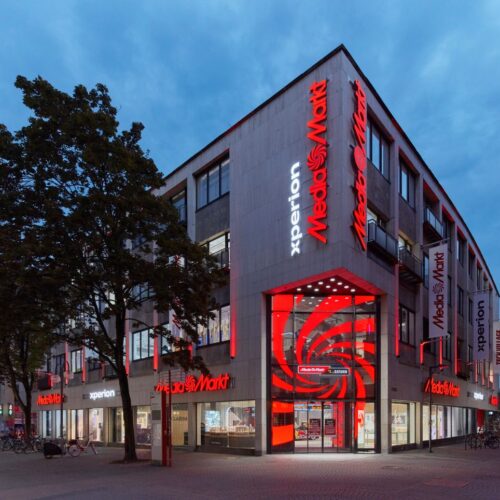 Der neue Mediamarkt auf der Kölner Hohe Straße entstand aus dem bisherigen Saturn-Markt und wurde nach rd. acht Monaten Bauzeit grundlegend umgebaut und neu konzipiert.