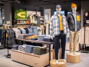 CB Mode betreibt acht Filialen mit insgesamt 22.000 qm Verkaufsfläche