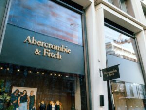 Der neue Store von Abercrombie & Fitch profitiert von der Ecklage an der Oxford Street