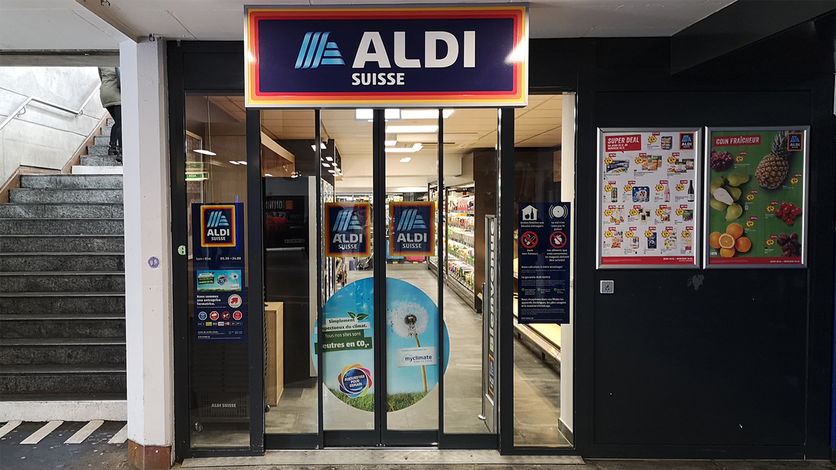 Aldi Suisse Erste Bahnhofsfiliale zeigt neues Filialkonzept