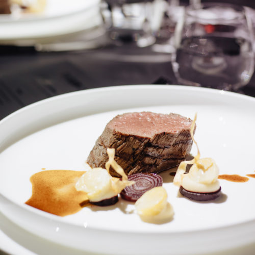 Sternekoch Andreas Schweiger und sein Team kochen im Restaurant ausschließlich mit Lidl-Produkten.