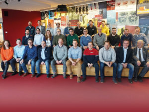 Teilnehmer aus 14 Unternehmen arbeiten partnerschaft- lich im Blockchain-Projekt zusammen. Weitere Teilnehmer sind erwünscht.