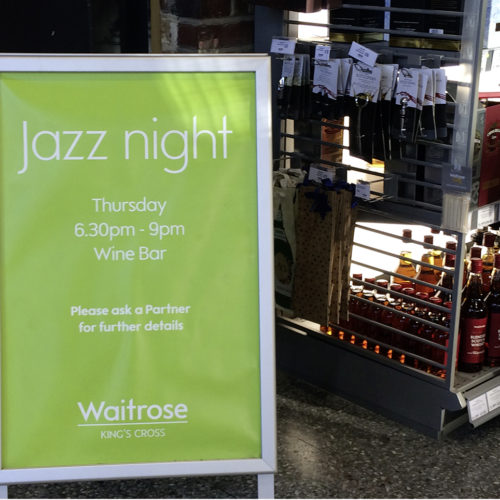 Donnerstagabends sorgen Jazzbands für Unterhaltung. (Foto. Waitrose)