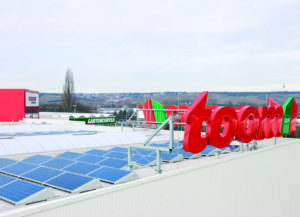 Die Photovoltaikanlage auf dem Dach des Toom-Marktes in Nieder-Olm
