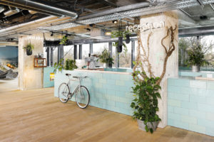 Foyer des Designhotels 25hours im Bikini Berlin (Foto: 25hours Hotels)