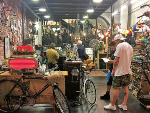 Auf jedem Quadratzentimeter etwas zu entdecken: Happy Bike (Foto: Ueli Hakios)