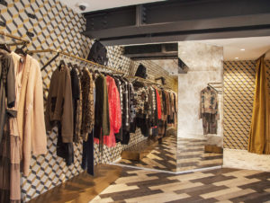 55 Croisette in Paris: Material-, Stil-  und Mustermix im Storedesign schaffen Individualität und Wiedererkennung (Foto: 55 Croisette)