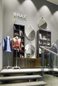 Wohnliche Atmosphäre im Brax-Shop in Augsburg