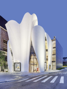 Die extravagante Fassade des Dior-Stores in Seoul (Foto: Kyungsub Shin)
