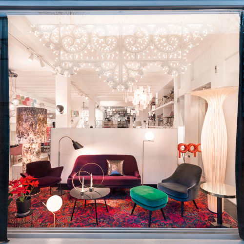 Teppichfliesen im Wohnzimmer-Look im Store von Popo Sitzmöbel und Stehschränke in Bremen. (Foto: Object Carpet)