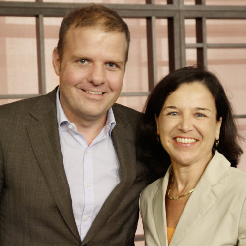 Das Moderatoren-Duo: Ulrich Spaan, Claudia Horbert (beide EHI)